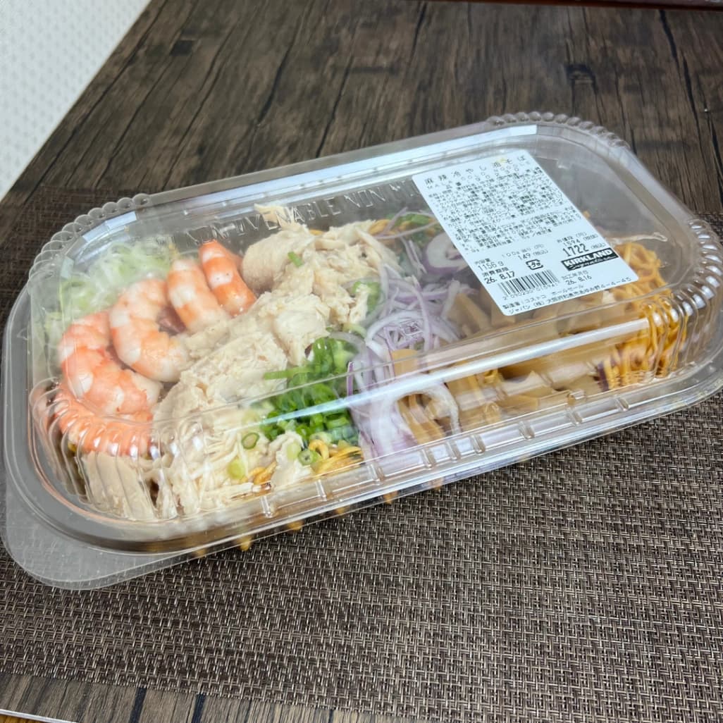 コストコ麻辣冷やし油そばのパッケージ外観
