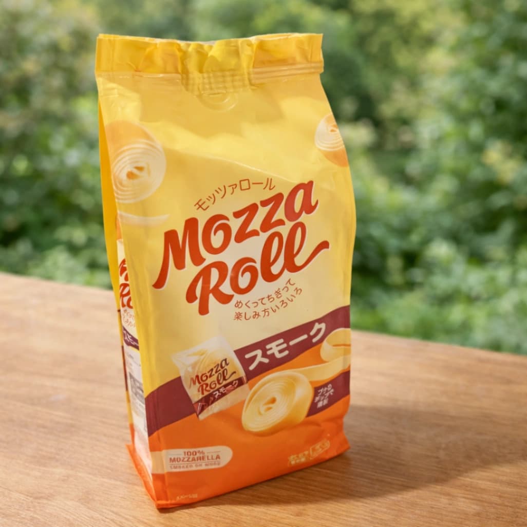 コストコで販売されているモッツァロールスモークのパッケージ正面画像