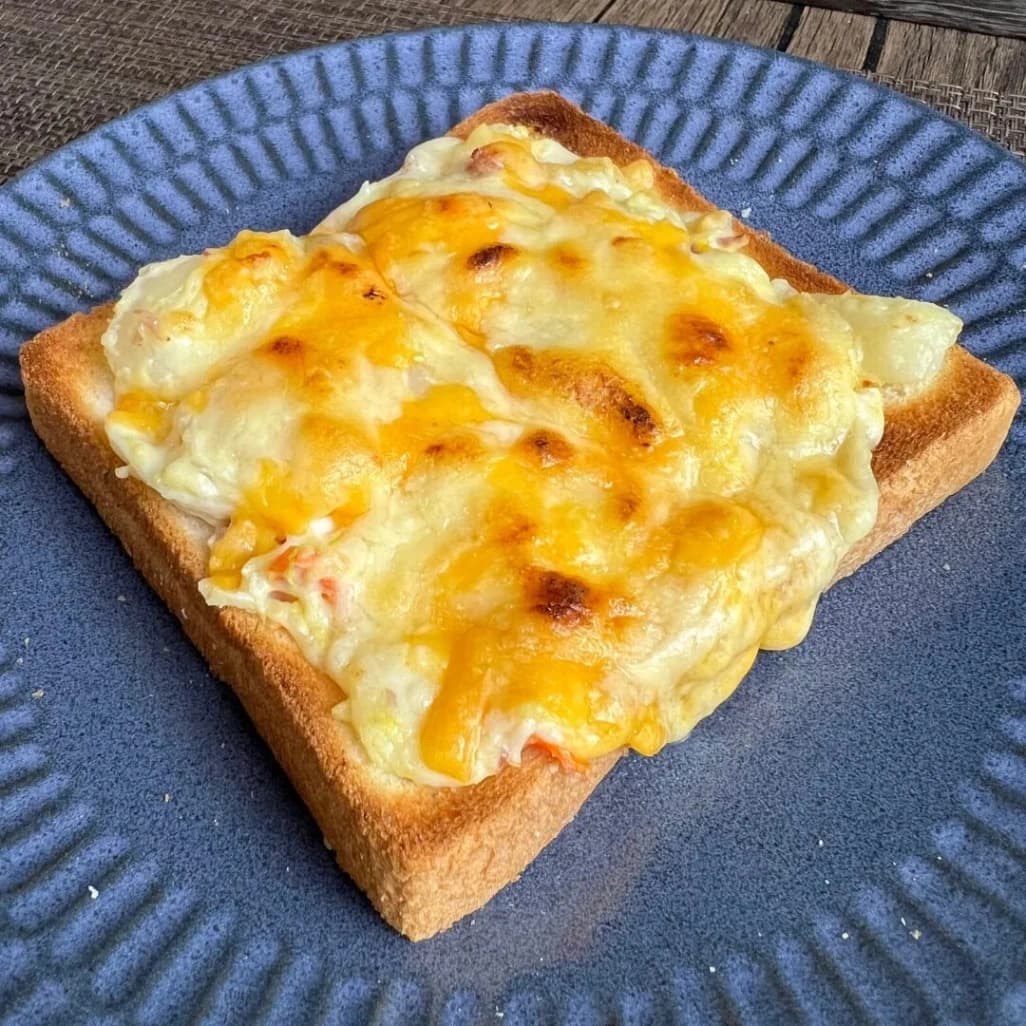 コストコマーブルシュレッドチーズで作ったチーズトースト