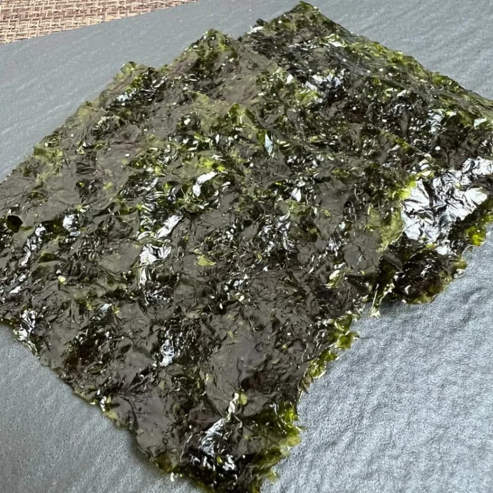 コストコ韓国海苔をお皿に盛り付けた画像
