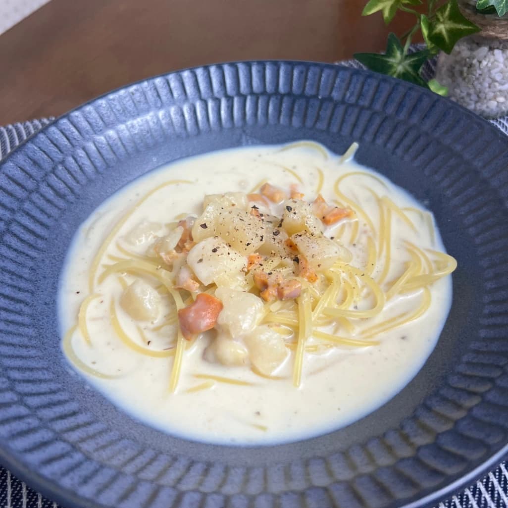 パスタにアレンジしたコストコクラムチャウダー2倍濃縮