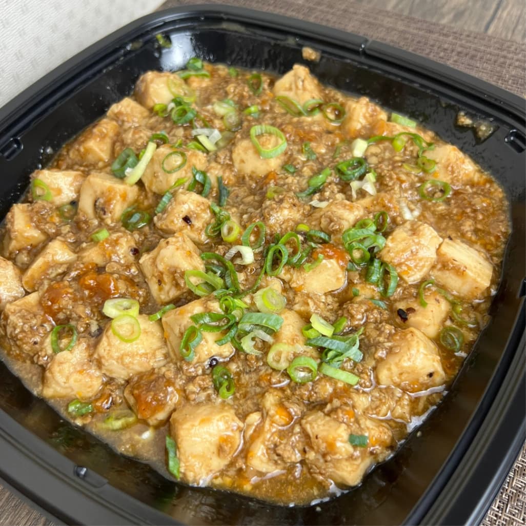 コストコ麻婆豆腐のフタを開けた画像